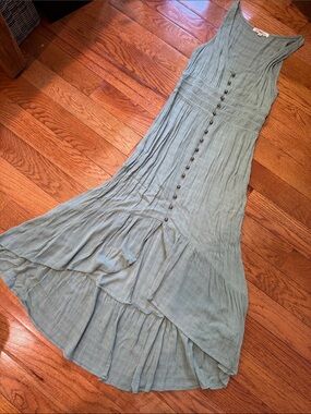 Rewind Sleeveless High-Low Dress in Light Sage Green with Button Front